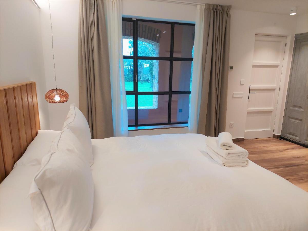 Hotel Mas Aret Peralada Buitenkant foto
